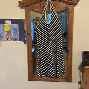 Very flattering stretch halter dress